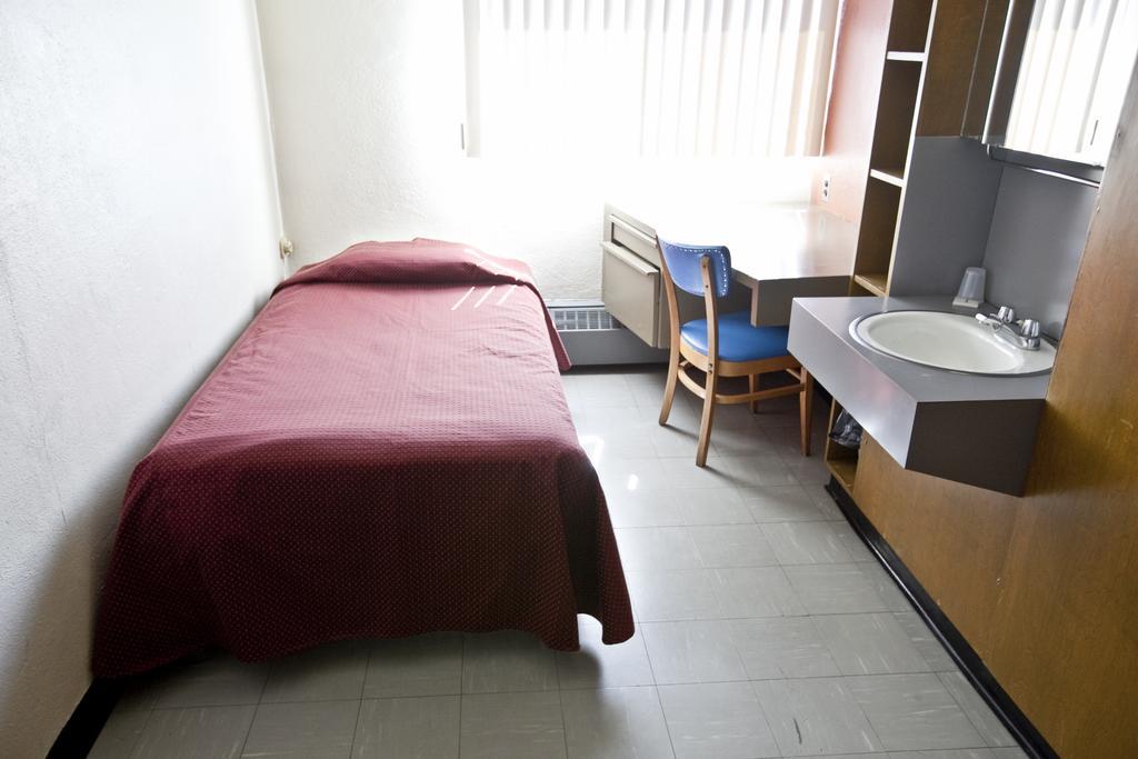 Residences Campus Notre-Dame-De-Foy Saint-Augustin-de-Desmaures Szoba fotó